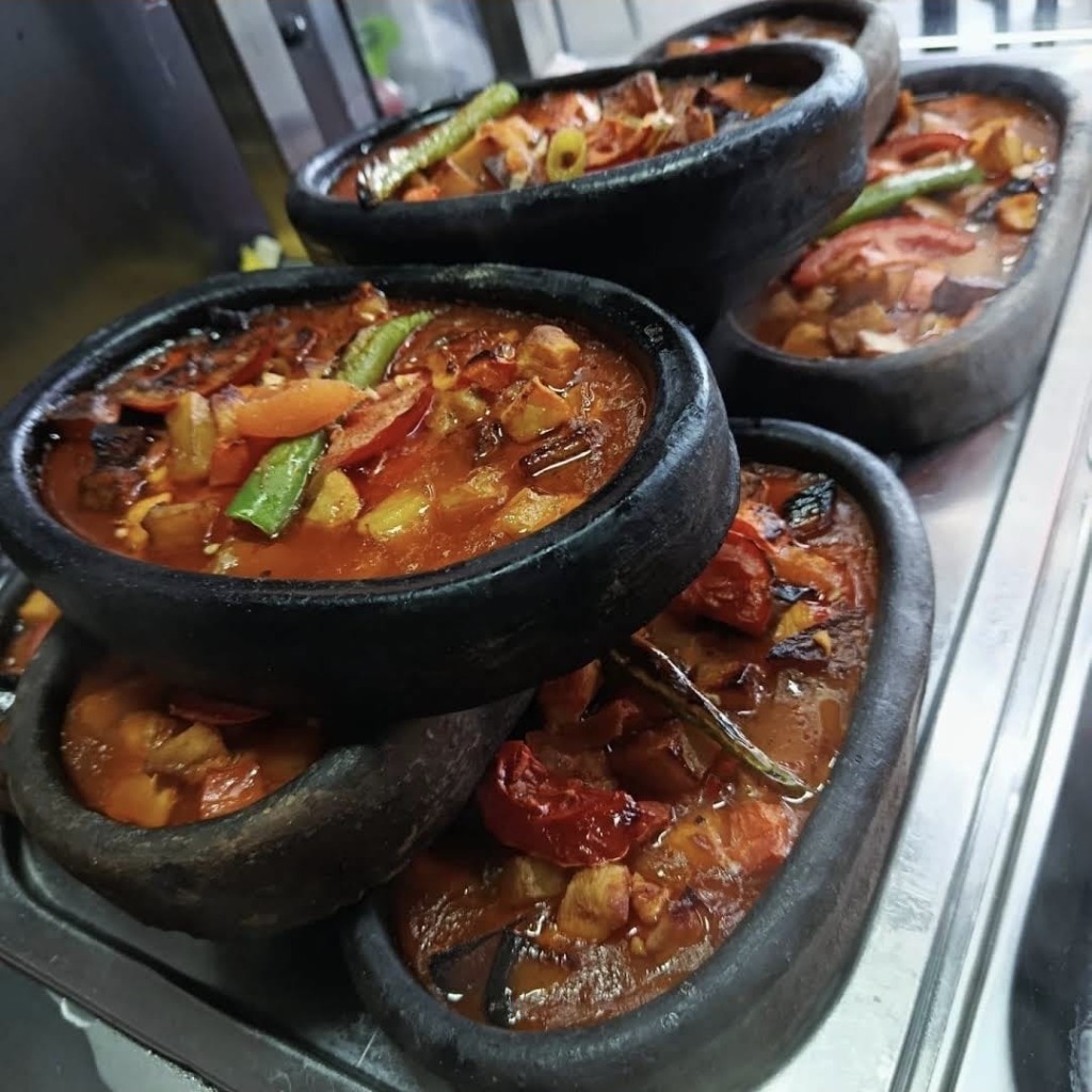 Taş Fırın Güveç & Lahmacun